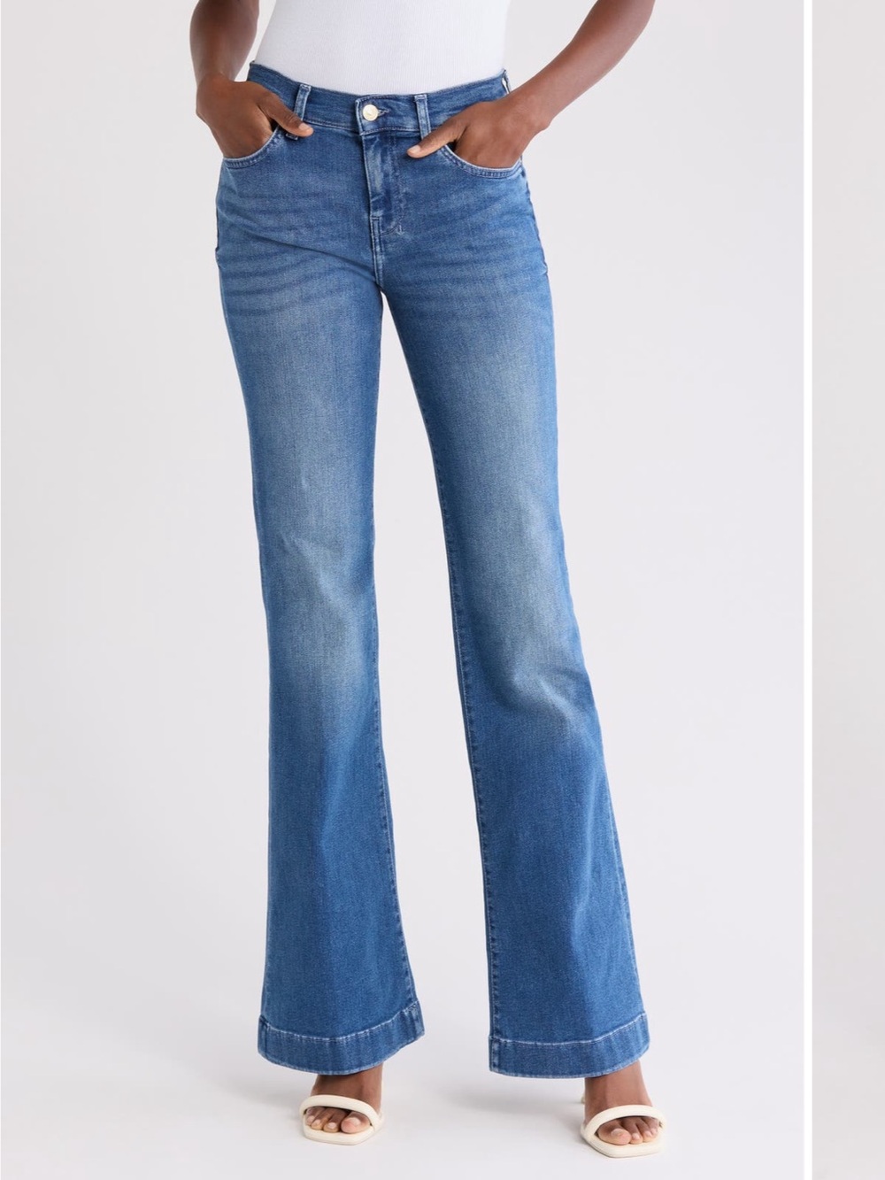 7 for All Mankind - Dojo Mid Rise Flare Jeans in color Slim Evolution Alm Lov
